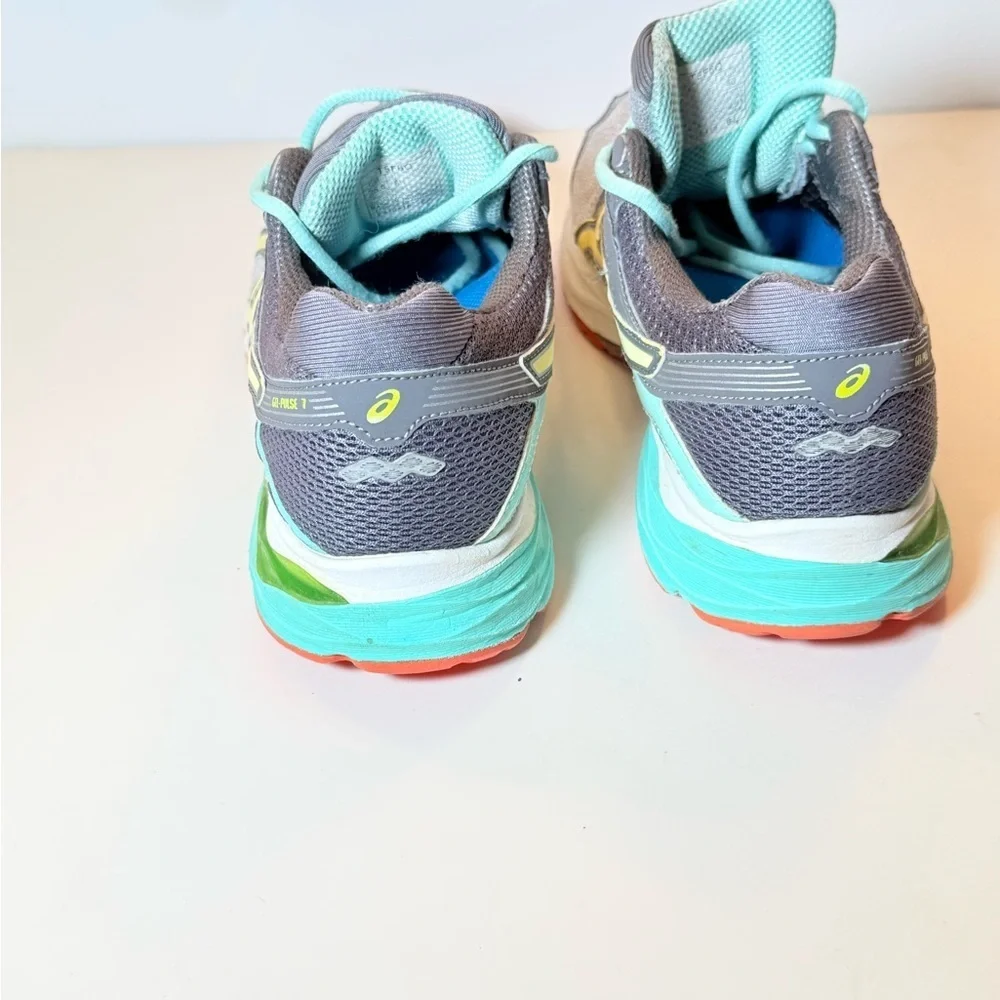 ASICS Women's Running Shoes - Gray and Mint 8.5